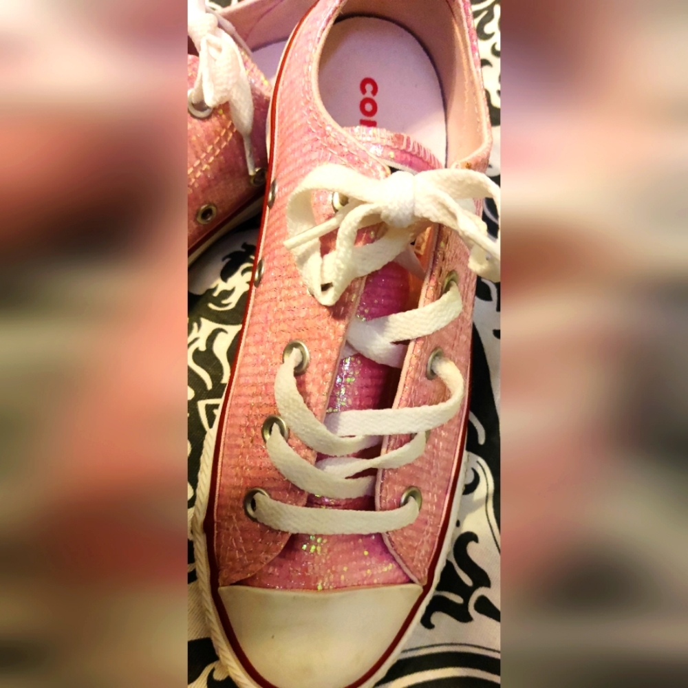 Youth girls chuck Taylor